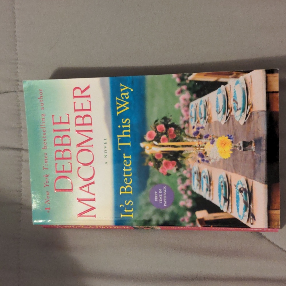 It's Better This Way by Debbie Macomber in Paperback